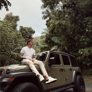 Meet your Posher, Jason